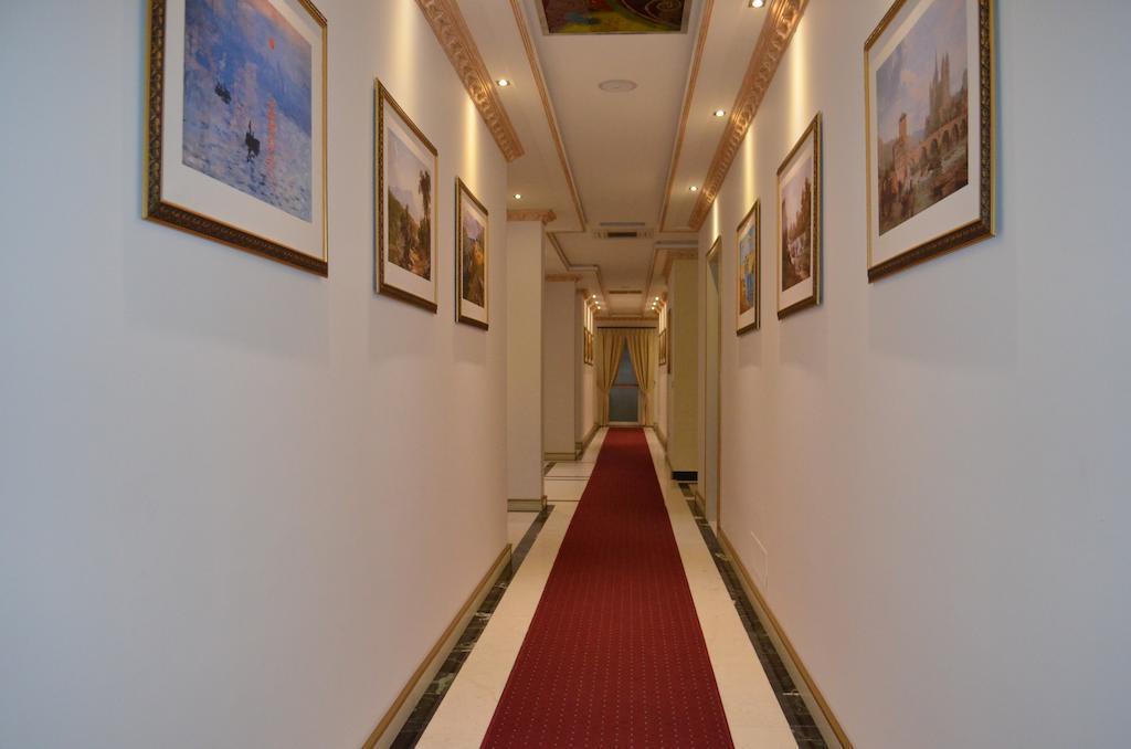 Hotel Mustang Vasqarr