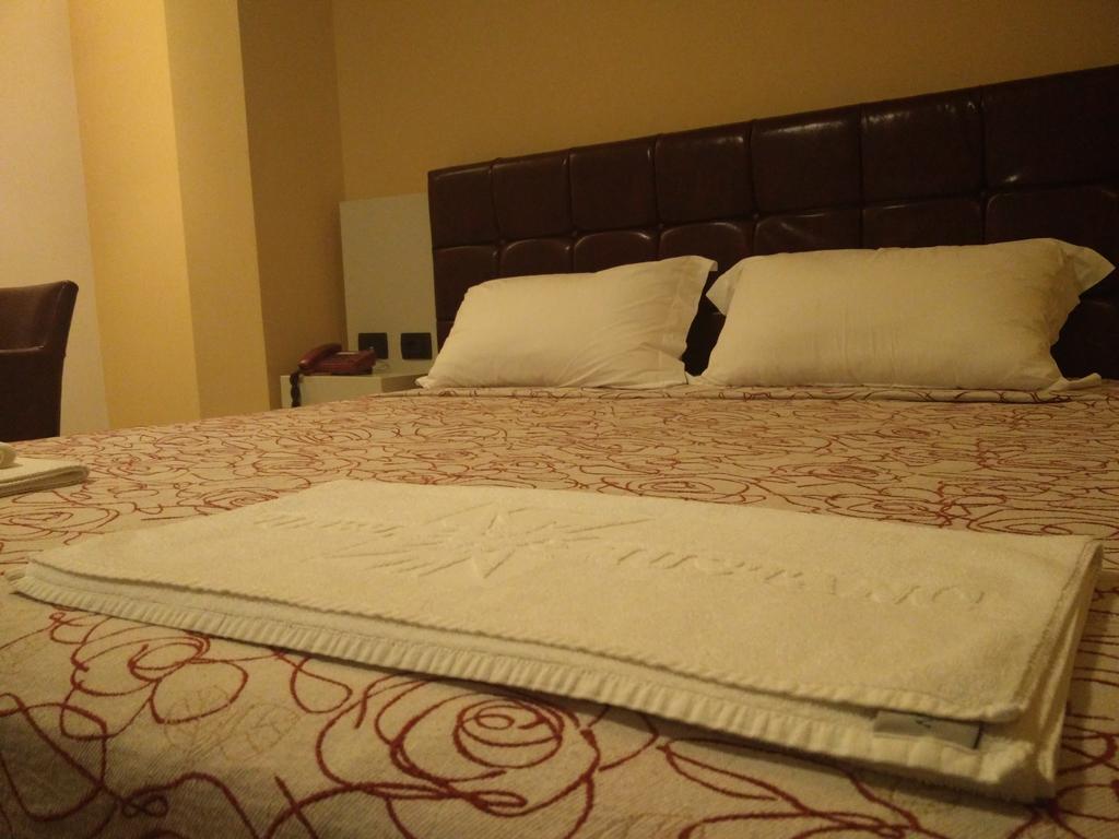 Hotel Mustang 4*