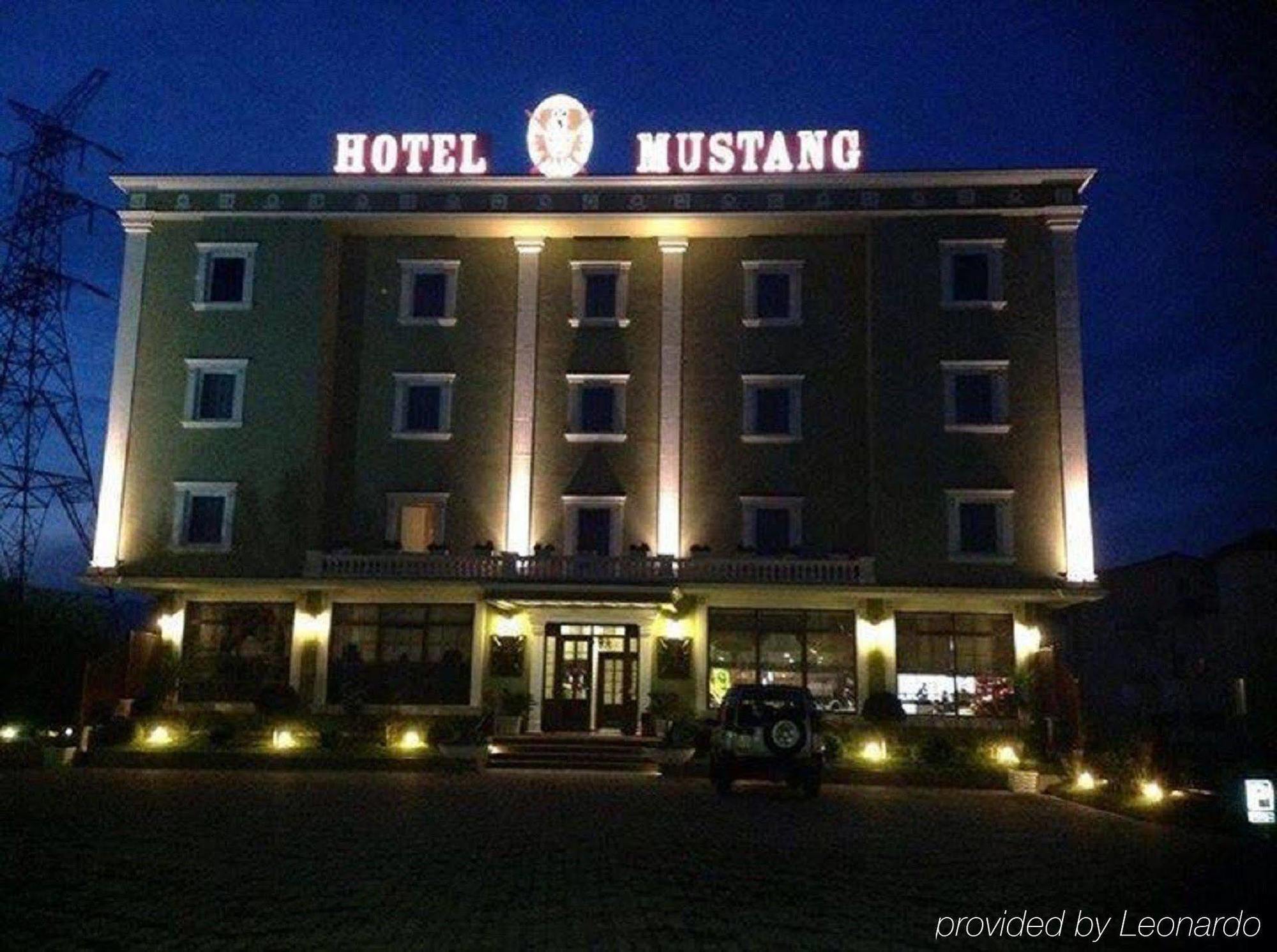 Hotel Mustang Vasqarr